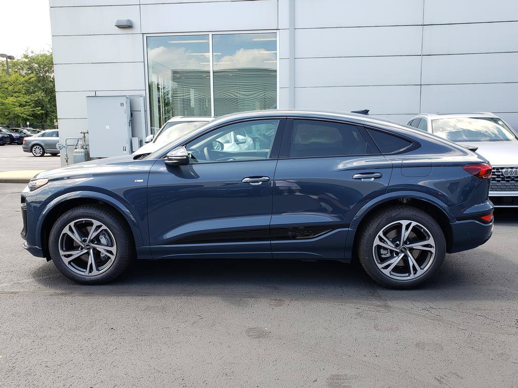 New 2027 Audi Q6 e-tron Premium Plus AWD/4WD image 2
