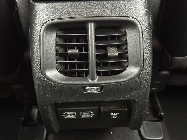 Used 2022 Jeep Cherokee Trailhawk w/ Comfort/Convenience Group image 30