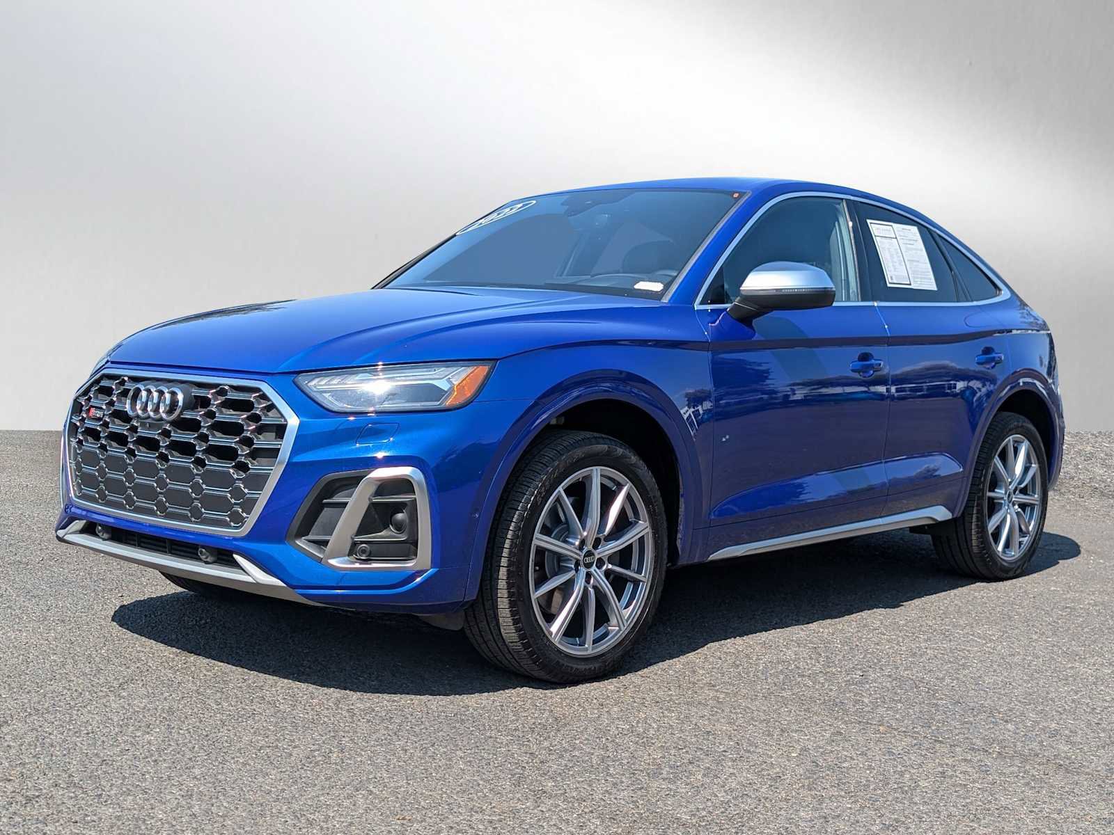Used 2022 Audi SQ5 Prestige image 3