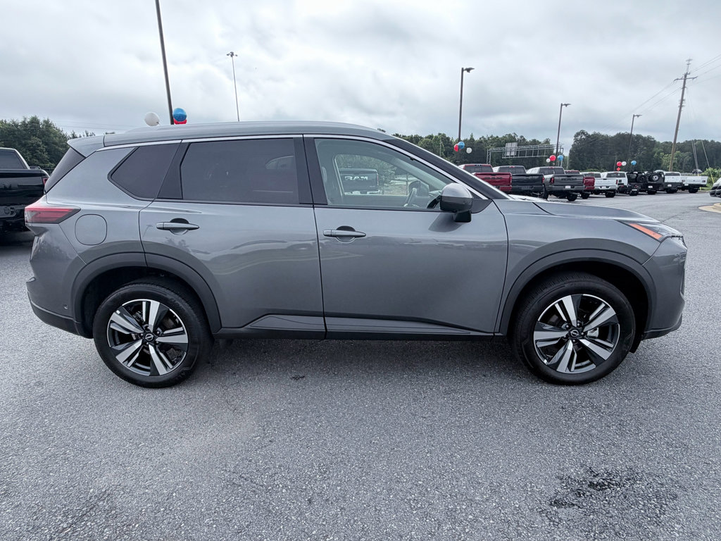 Used 2026 Nissan Rogue SL AWD/4WD image 4