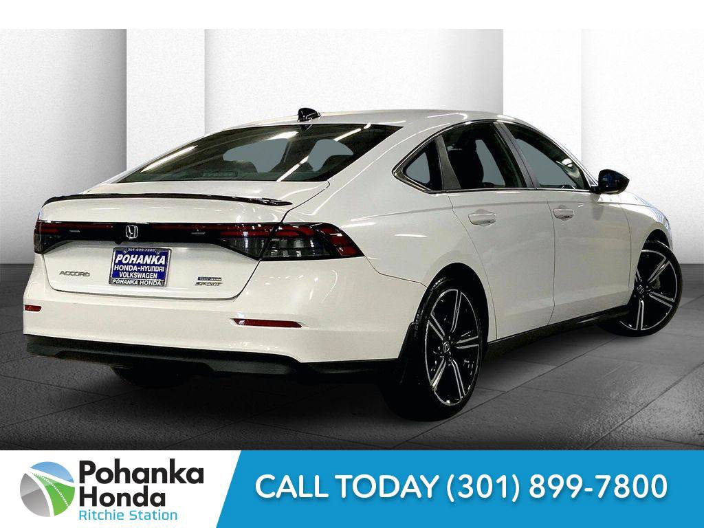 Used 2023 Honda Accord Sport image 13