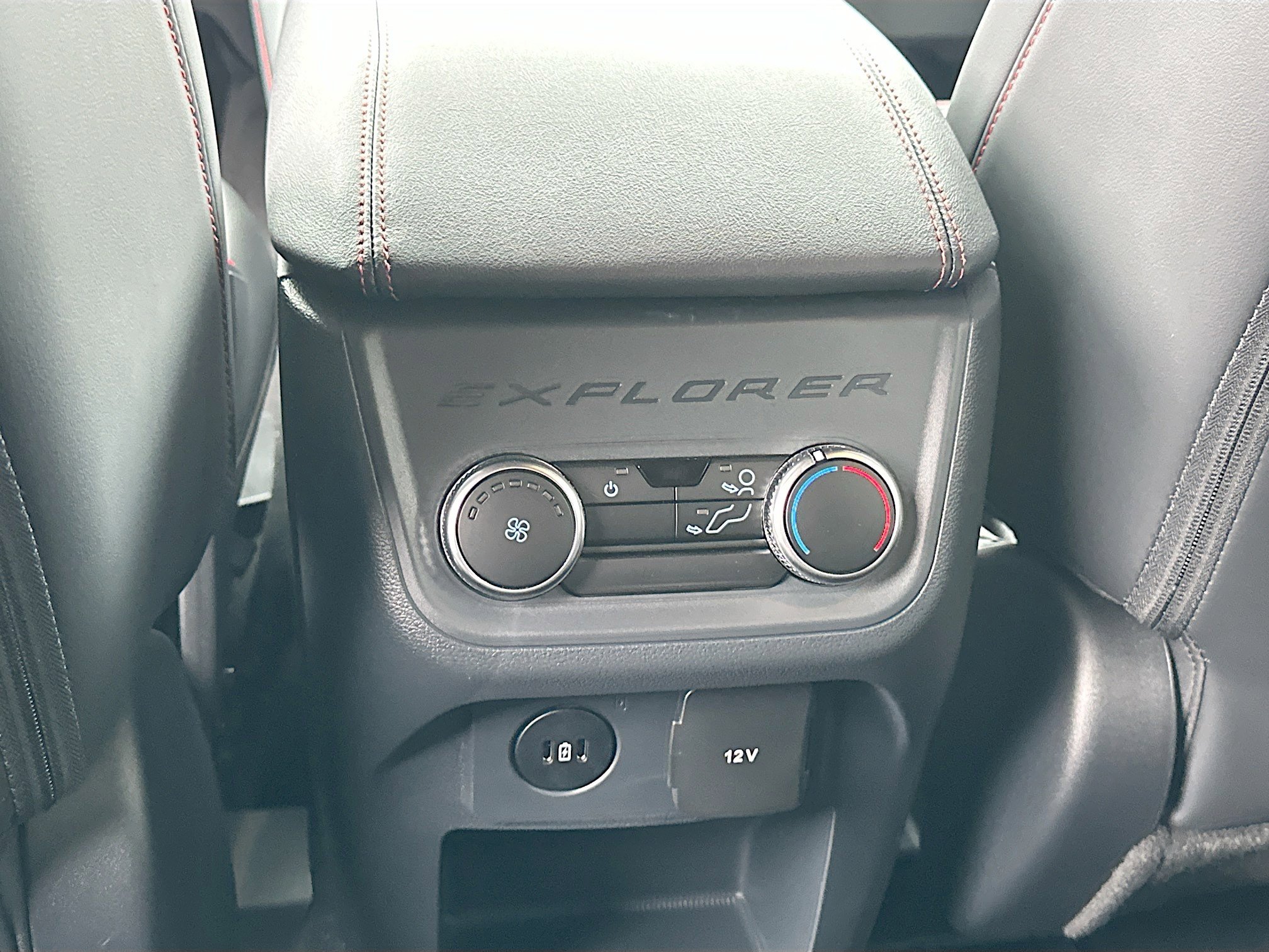 New 2026 Ford Explorer ST-Line image 18