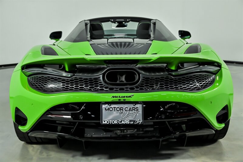 Used 2024 McLaren 750S Spider RWD image 12