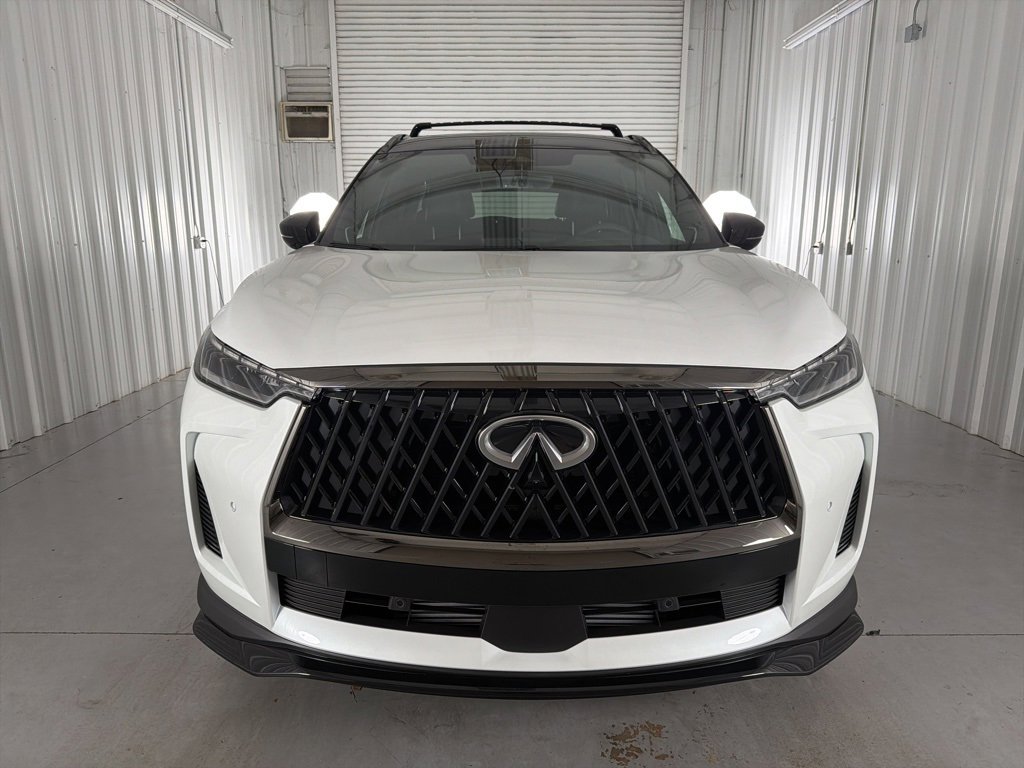 New 2026 INFINITI QX60 Luxe image 2