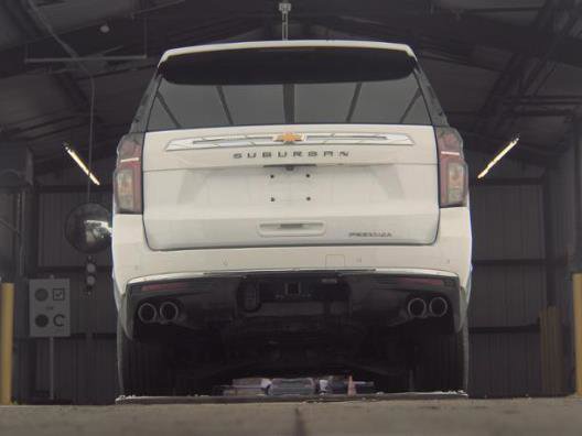 Used 2023 Chevrolet Suburban Premier image 5