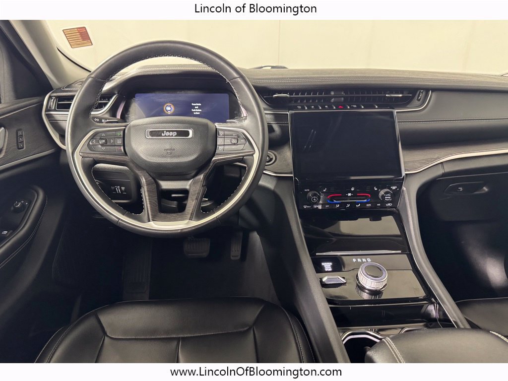 Used 2023 Jeep Grand Cherokee Limited AWD/4WD image 15