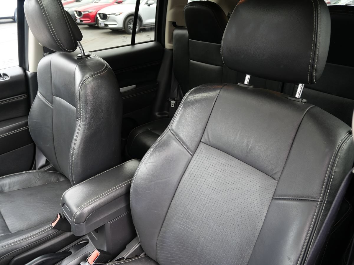 Used 2017 Jeep Compass High Altitude AWD/4WD image 11