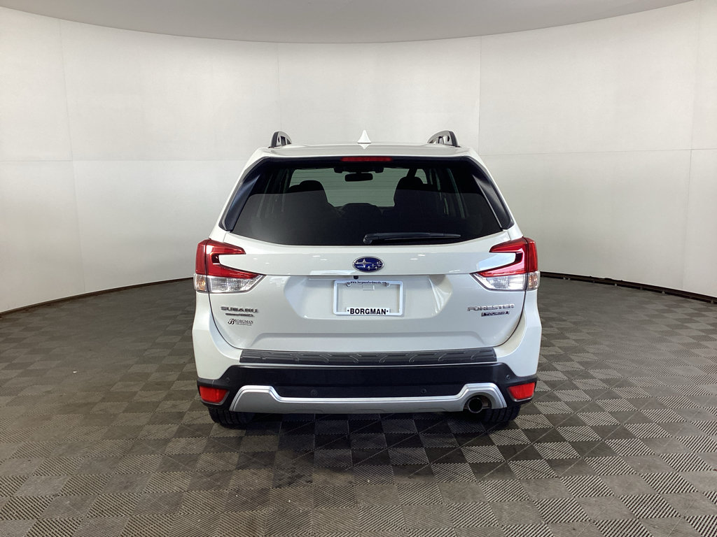 Used 2019 Subaru Forester Touring AWD/4WD image 3