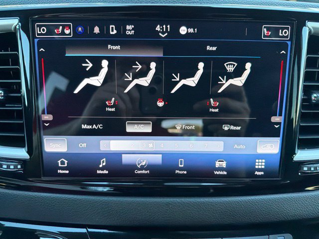 Used 2024 Chrysler Pacifica Touring-L FWD image 20