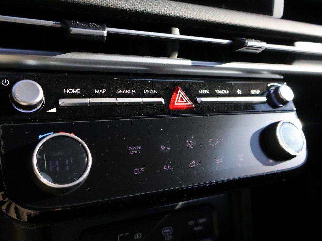 New 2026 Hyundai Tucson Blue SE image 36