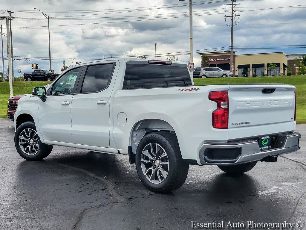 Certified 2024 Chevrolet Silverado 1500 LT AWD/4WD image 9
