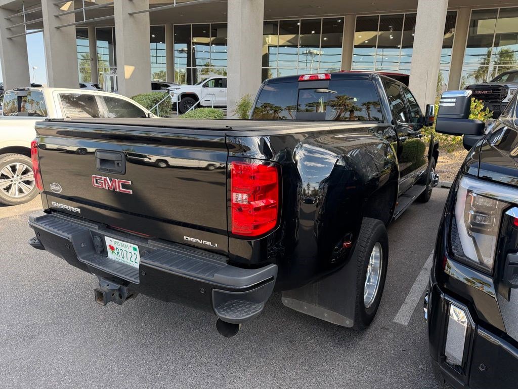Used 2019 GMC Sierra 3500 Denali w/ Duramax Plus Package AWD/4WD image 4