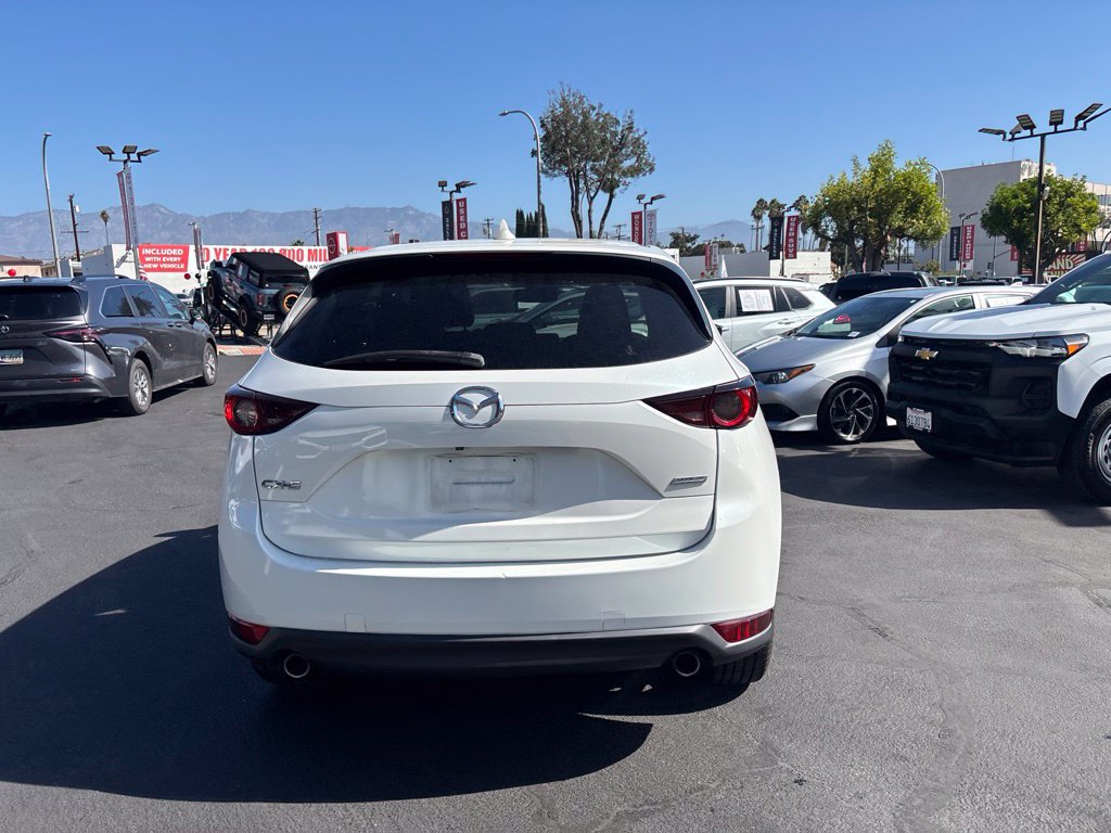 Used 2018 MAZDA CX-5 Touring w/ Preferred Equipment Package FWD image 5