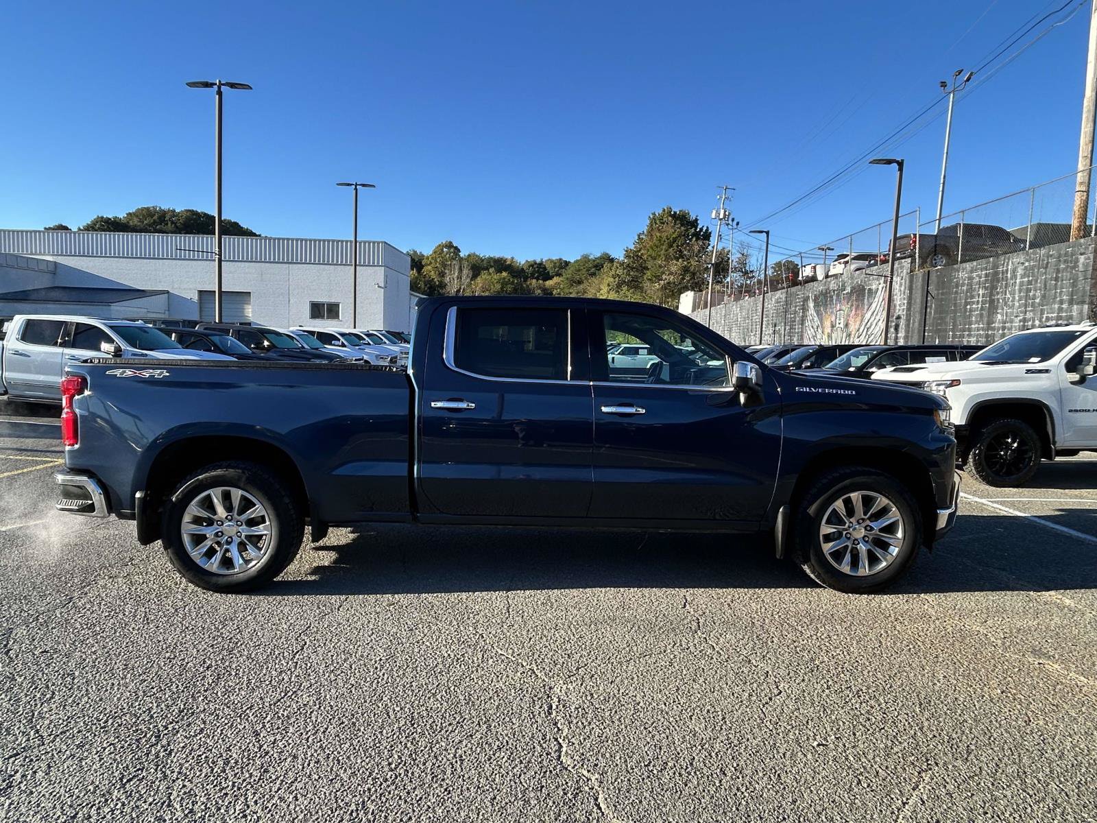 Used 2019 Chevrolet Silverado 1500 LTZ w/ LTZ Plus Package AWD/4WD image 8