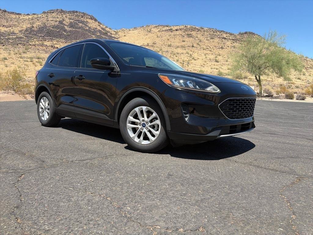 Used 2020 Ford Escape SE FWD image 3