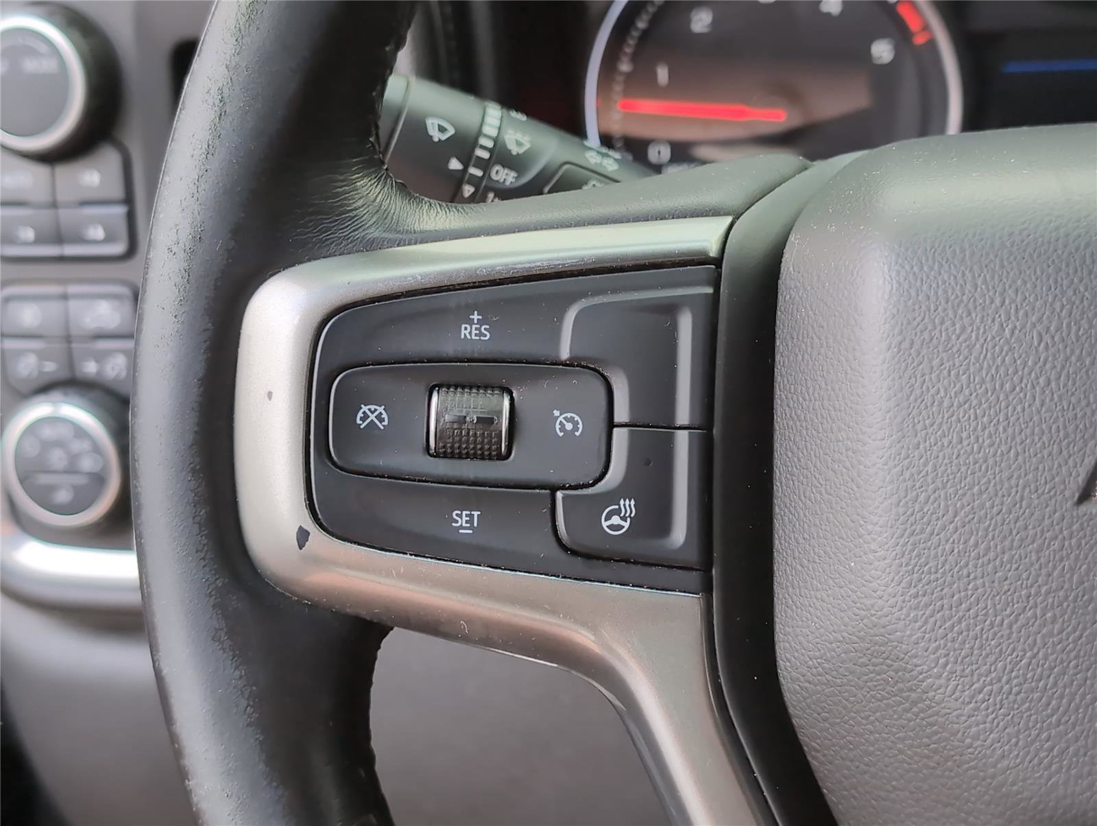 Used 2021 Chevrolet Silverado 2500 LT w/ Midnight Edition image 22