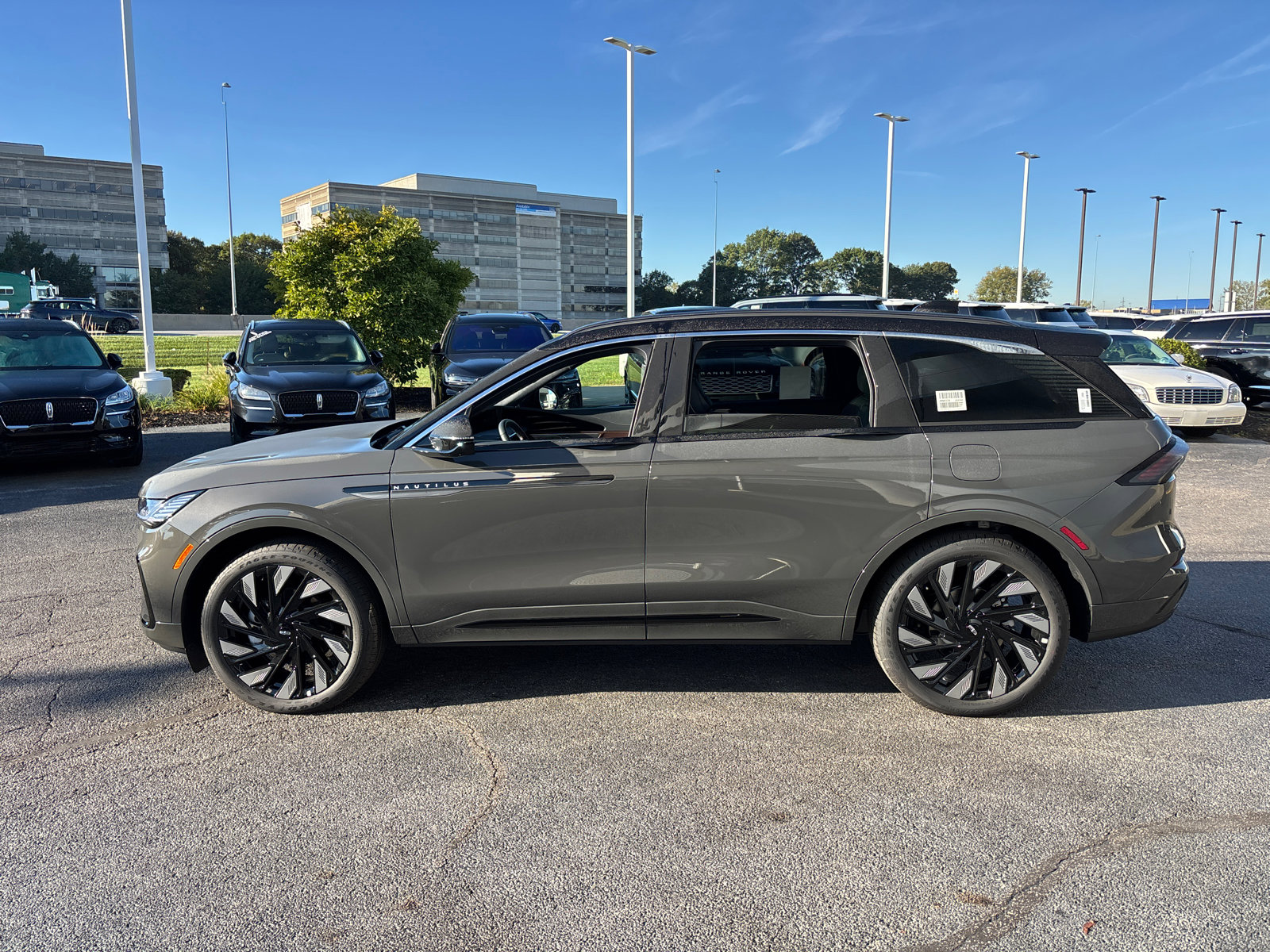New 2026 Lincoln Nautilus Black Label image 4