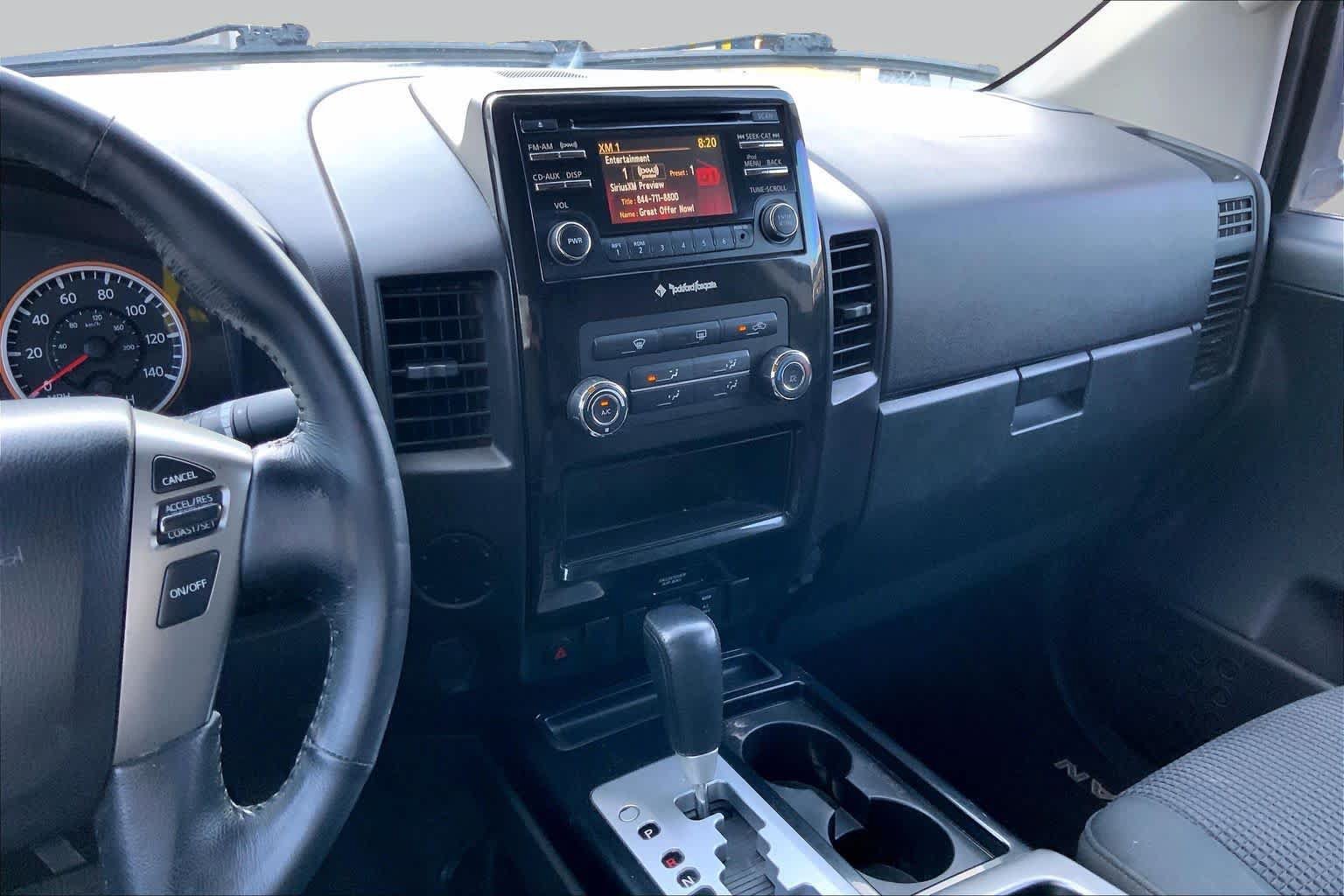 Used 2013 Nissan Titan SV w/ SV Premium Utility Pkg RWD image 6
