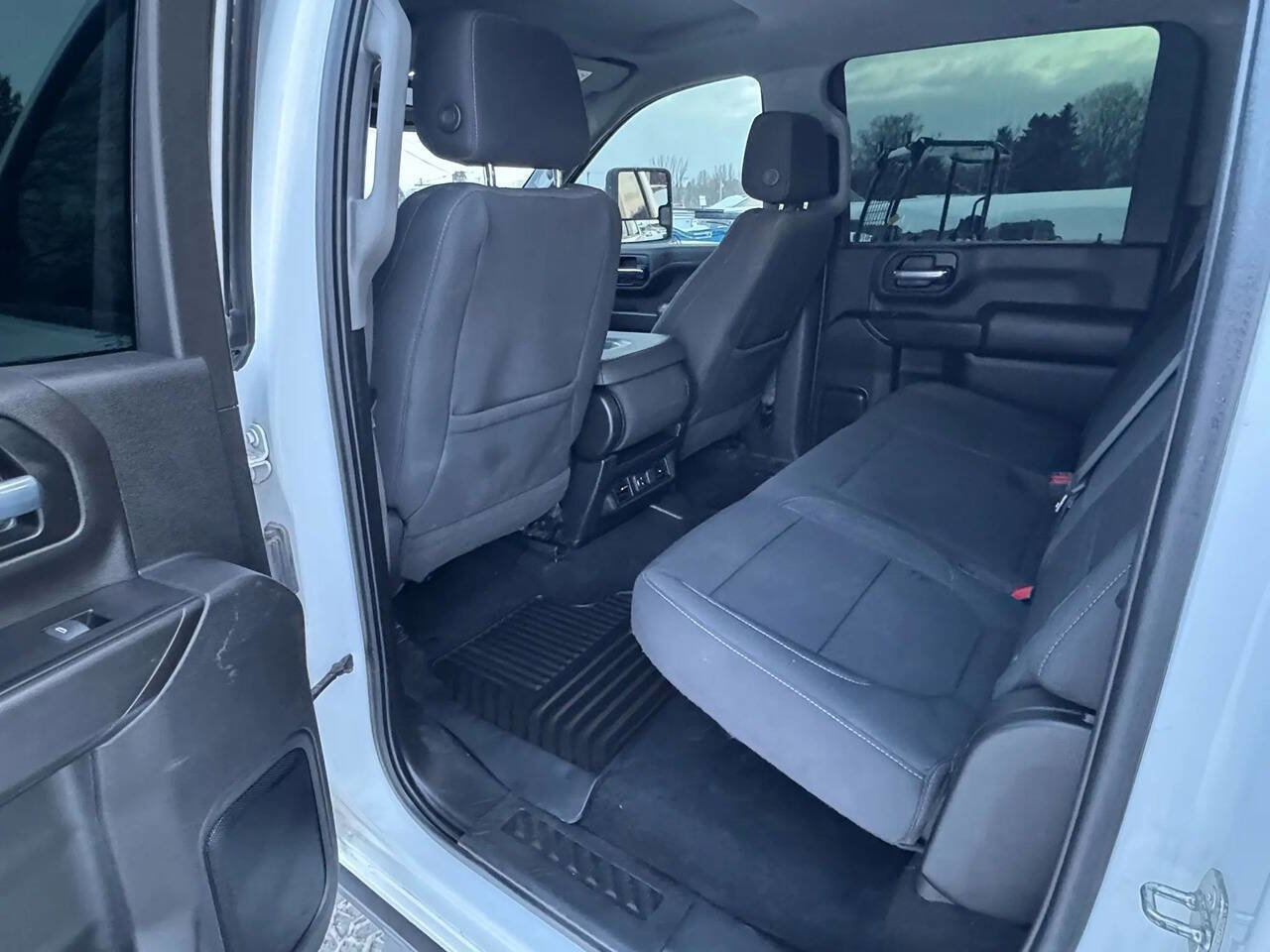 Used 2022 Chevrolet Silverado 2500 LT w/ Convenience Package image 10