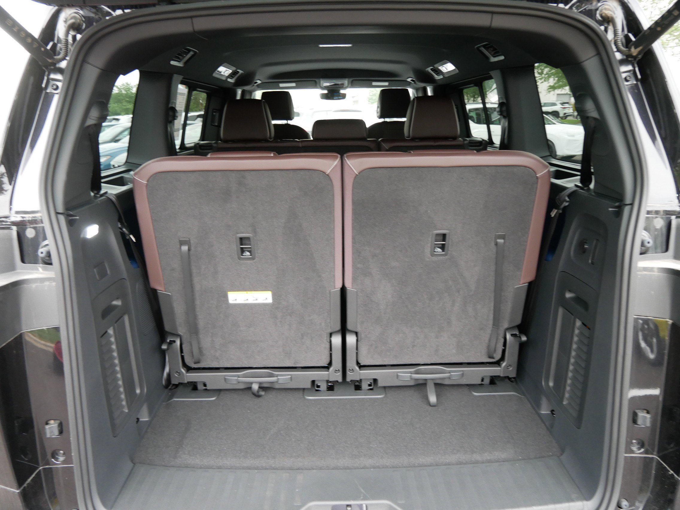 New 2025 Volkswagen ID. Buzz Pro S image 6