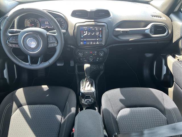 Used 2021 Jeep Renegade Latitude image 19