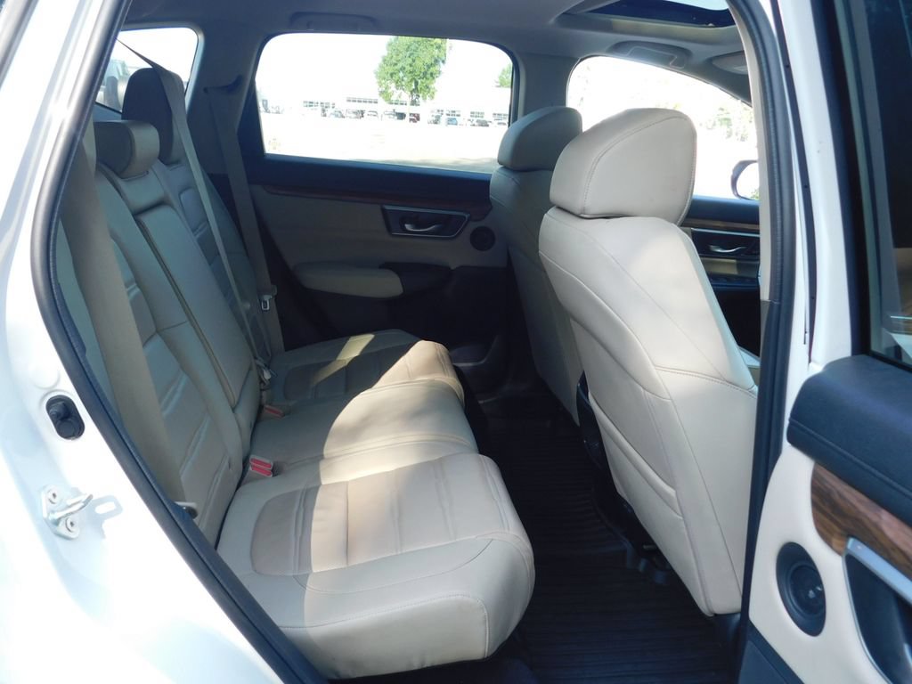 Used 2022 Honda CR-V Touring image 5