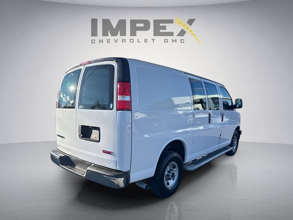 Used 2022 GMC Savana 2500 w/ Driver Convenience Package RWD image 5