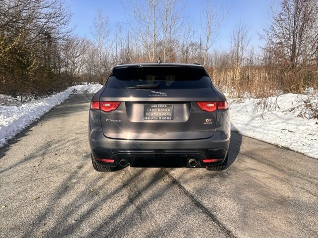 Used 2017 Jaguar F-PACE S image 6