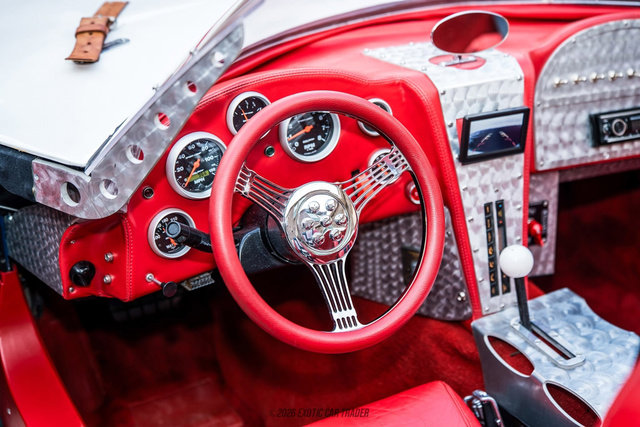 Used 1991 Chevrolet Corvette Coupe image 39