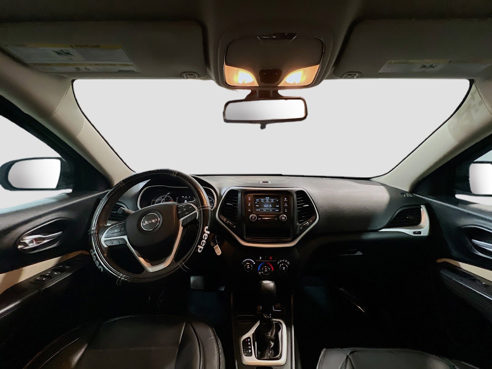 Used 2016 Jeep Cherokee Sport FWD image 15