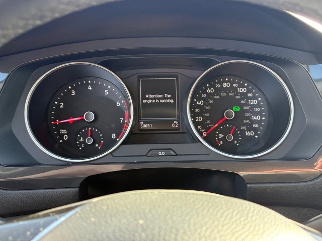 Used 2020 Volkswagen Tiguan SE FWD image 16