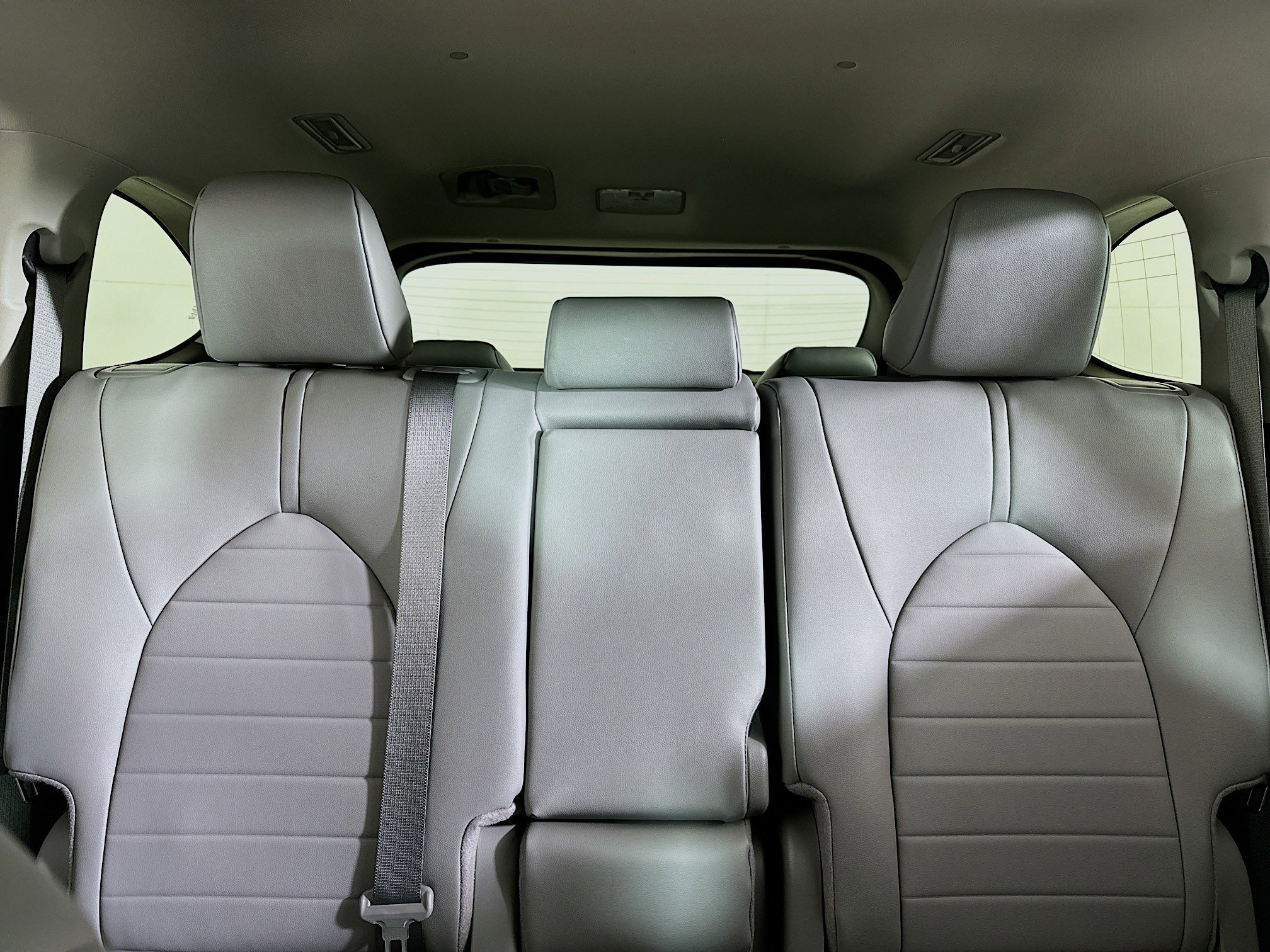 Used 2026 Toyota Highlander XLE image 30