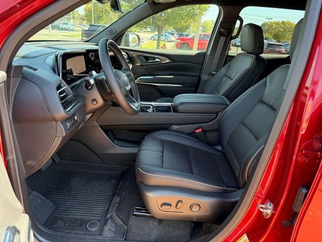 New 2026 Chevrolet Traverse High Country w/ LPO, Floor Liner Package image 11