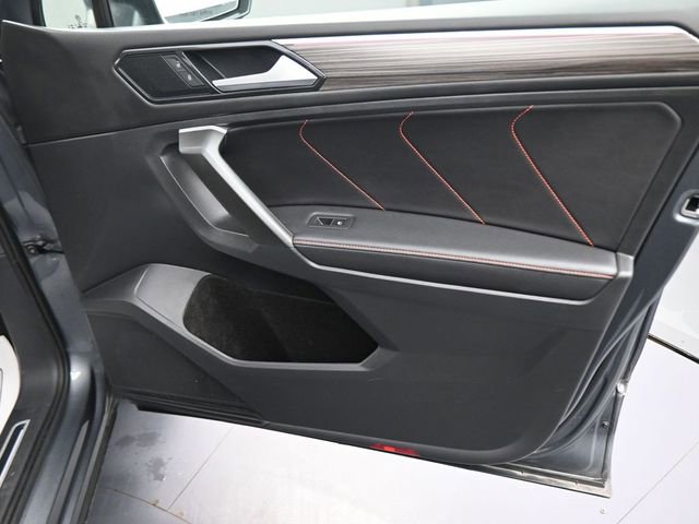 Used 2024 Volkswagen Tiguan Wolfsburg Edition image 36