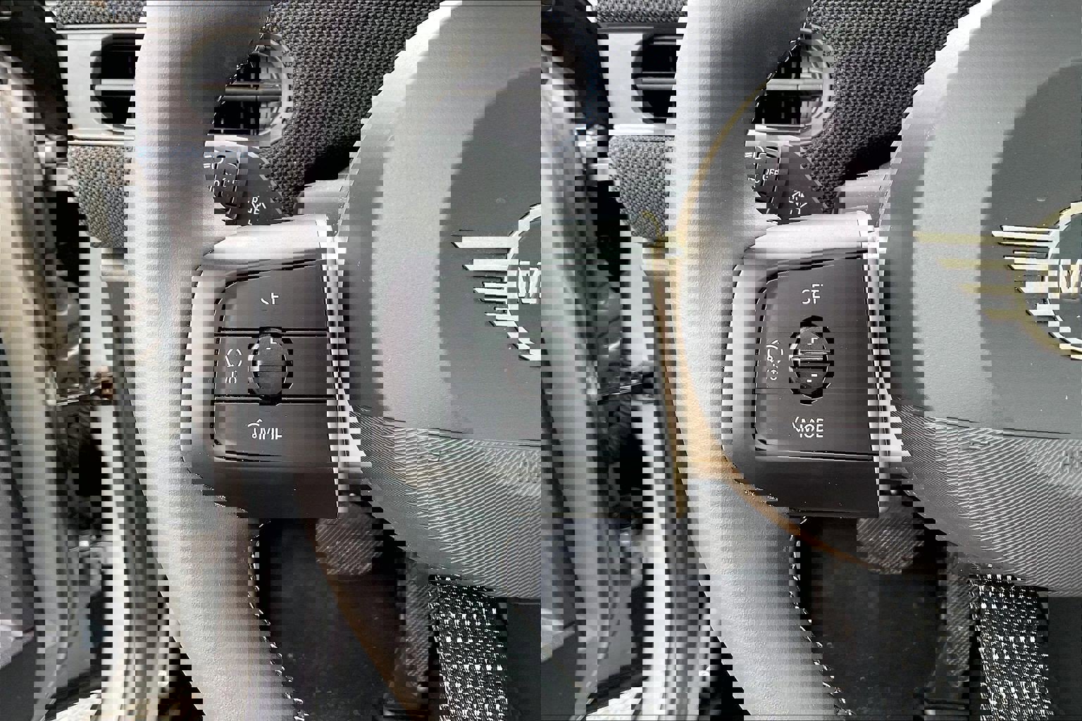 Certified 2025 MINI Cooper 2-Door Hardtop image 18