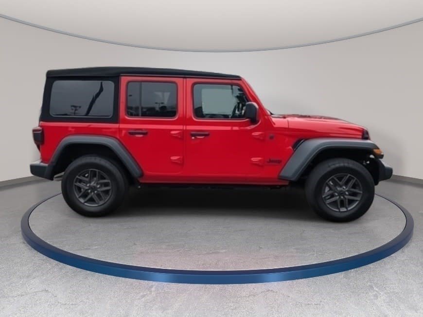 Used 2024 Jeep Wrangler Sport S image 4