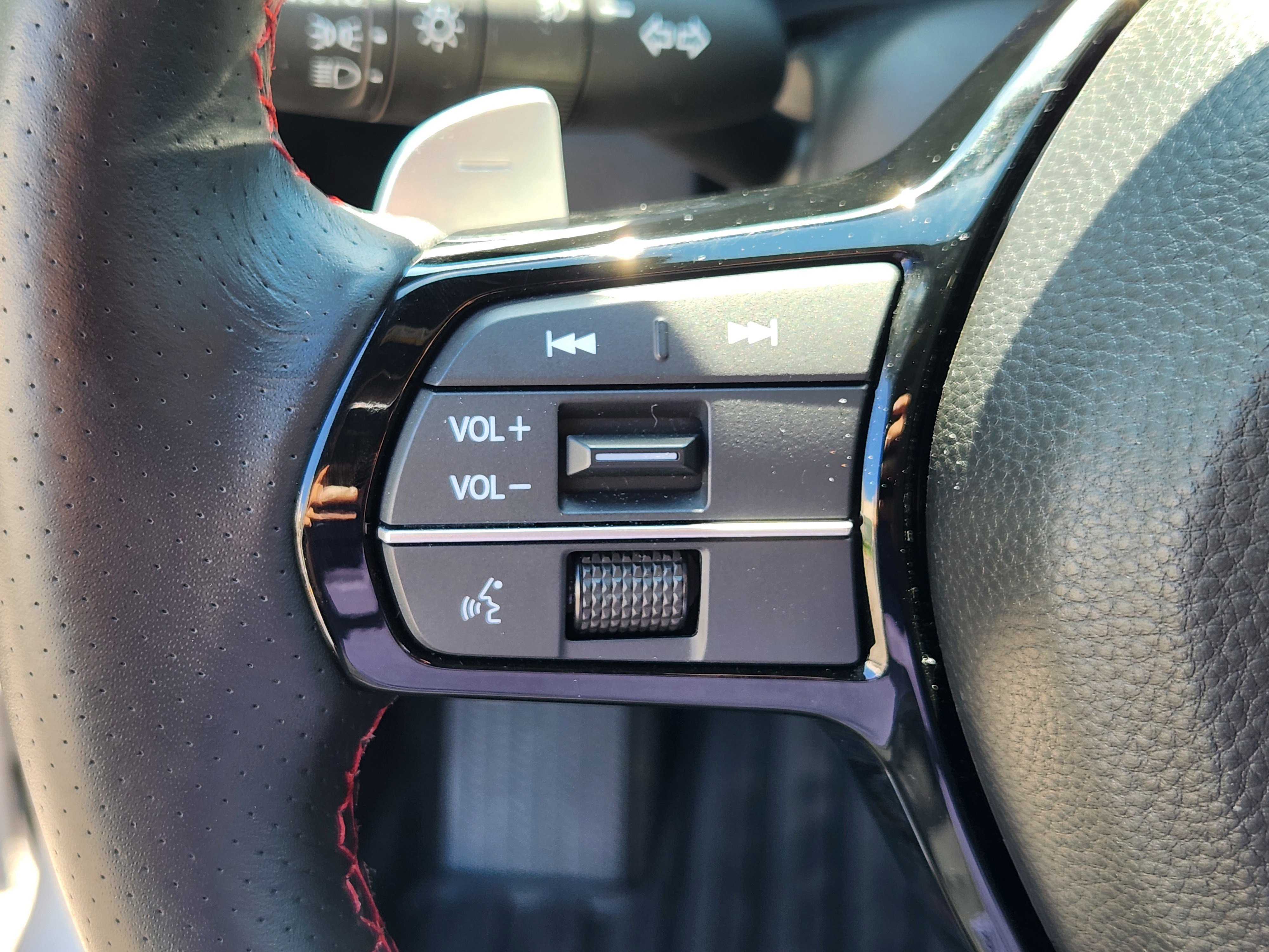 Certified 2025 Acura ADX A-Spec AWD/4WD image 23