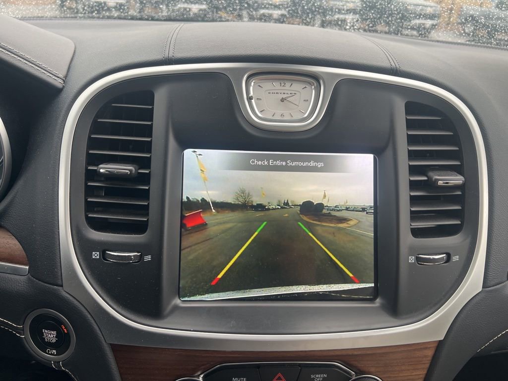 Used 2019 Chrysler 300 C w/ Sun, Sound & Nav Package image 18