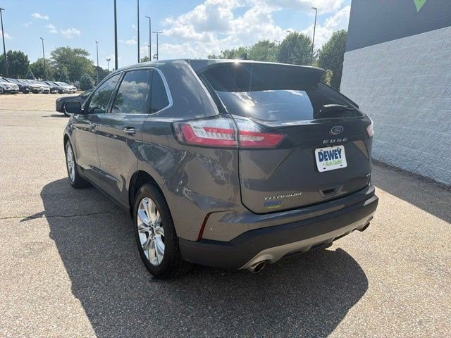 Used 2022 Ford Edge Titanium AWD/4WD image 3