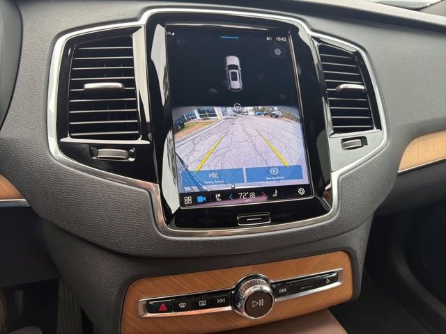 Used 2023 Volvo XC90 B5 Plus image 32