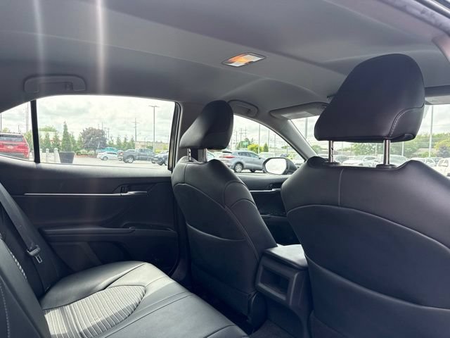 Used 2019 Toyota Camry SE FWD image 24
