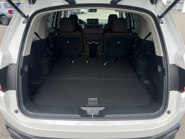 New 2026 Honda Pilot Touring image 16