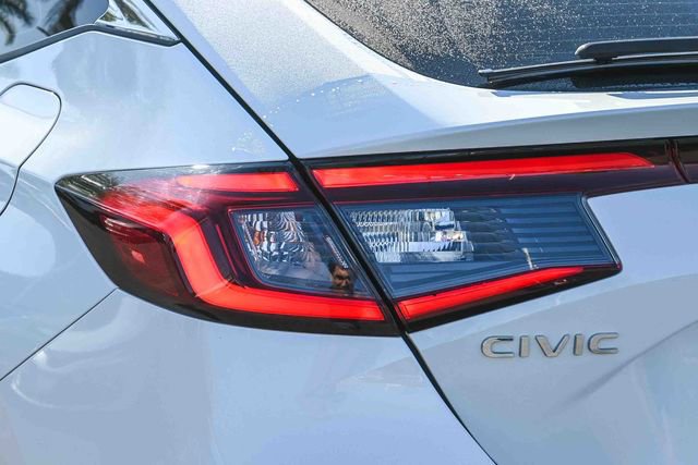 Used 2022 Honda Civic EX-L image 8