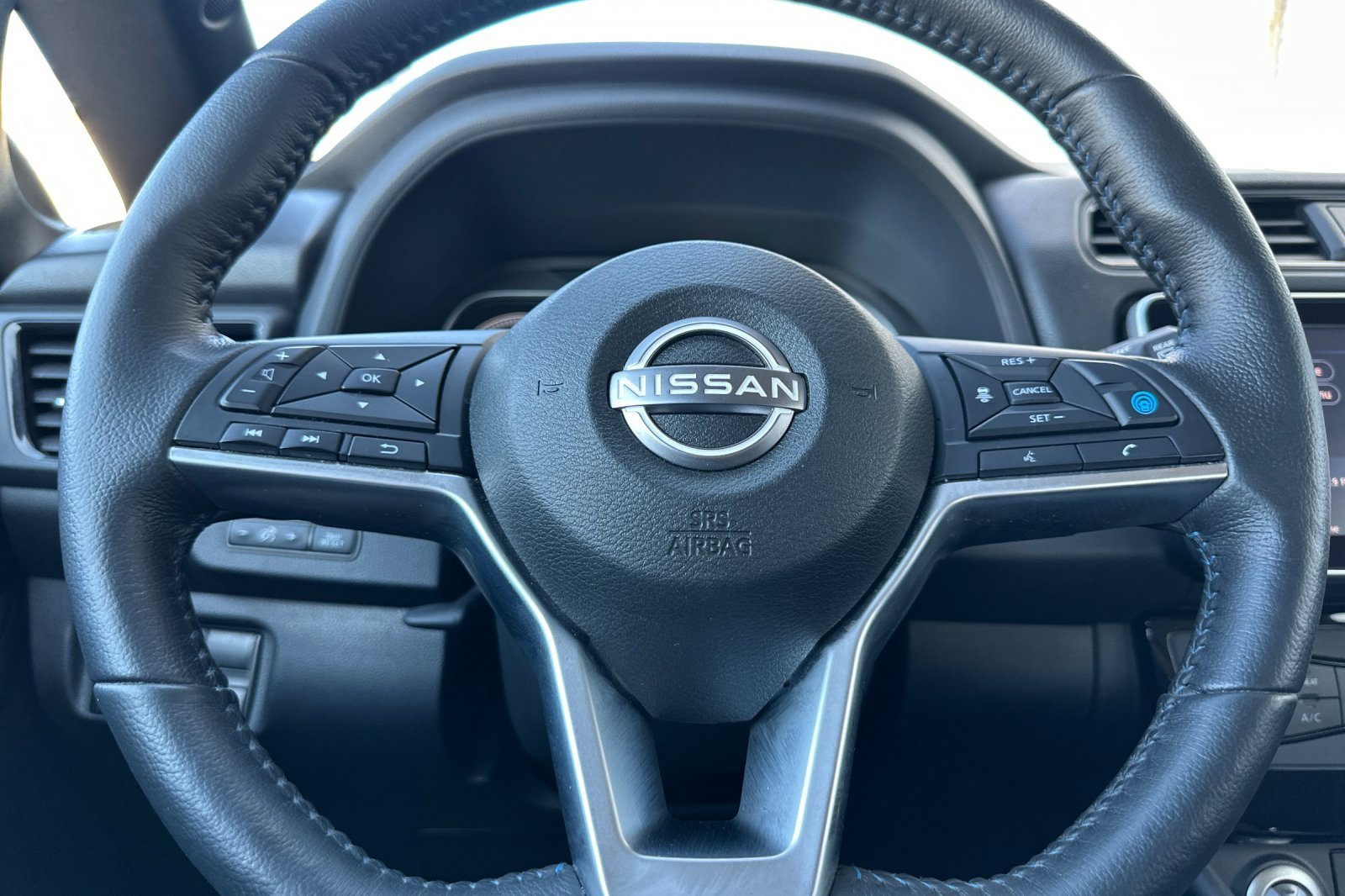 Certified 2023 Nissan Leaf SV Plus image 25