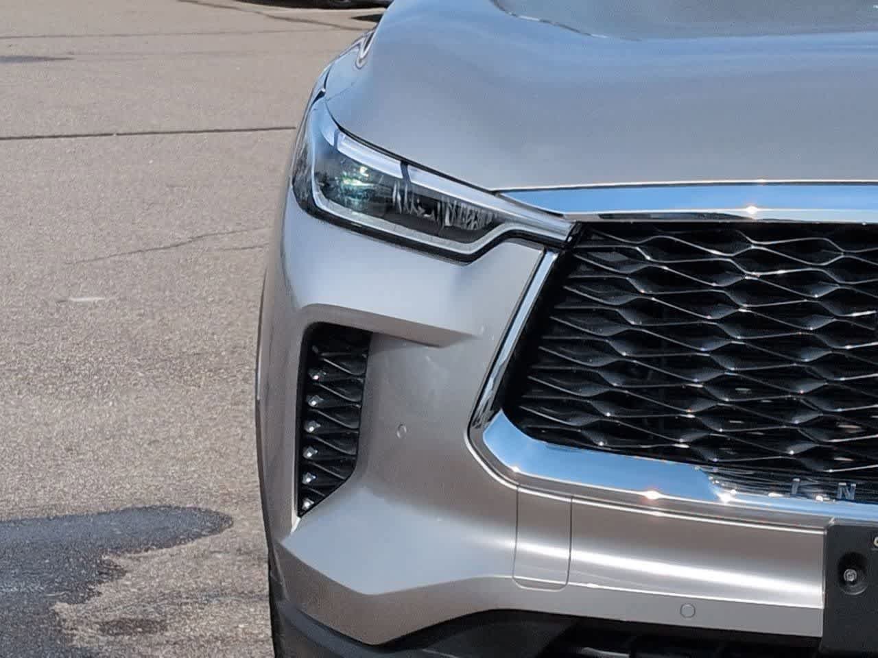 Used 2024 INFINITI QX60 Luxe AWD/4WD image 10