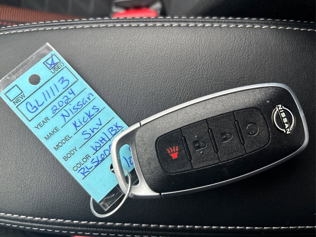 Used 2024 Nissan Kicks SR image 33