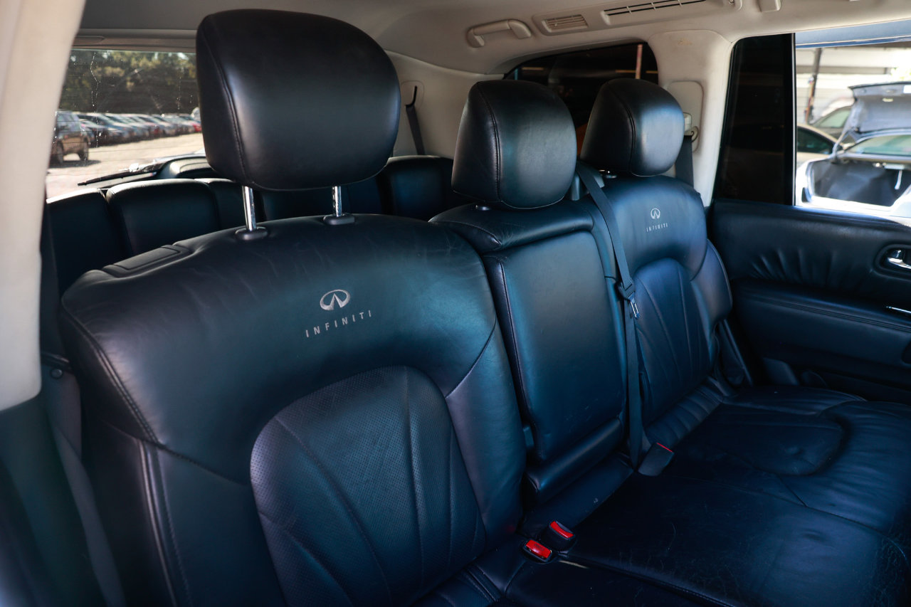 Used 2012 INFINITI QX56 2WD w/ Deluxe Touring Pkg image 14