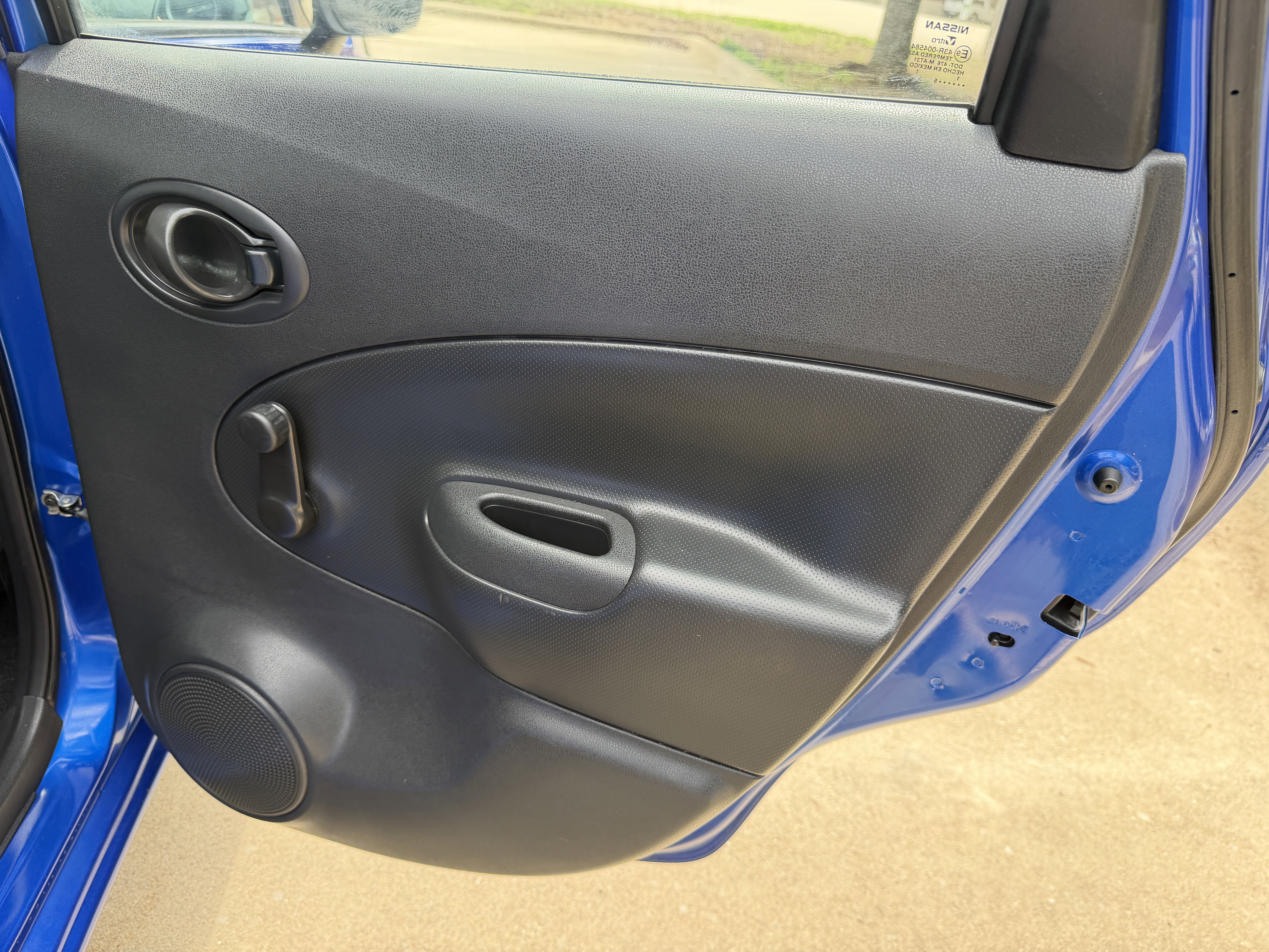 Used 2015 Nissan Versa Note S FWD image 12