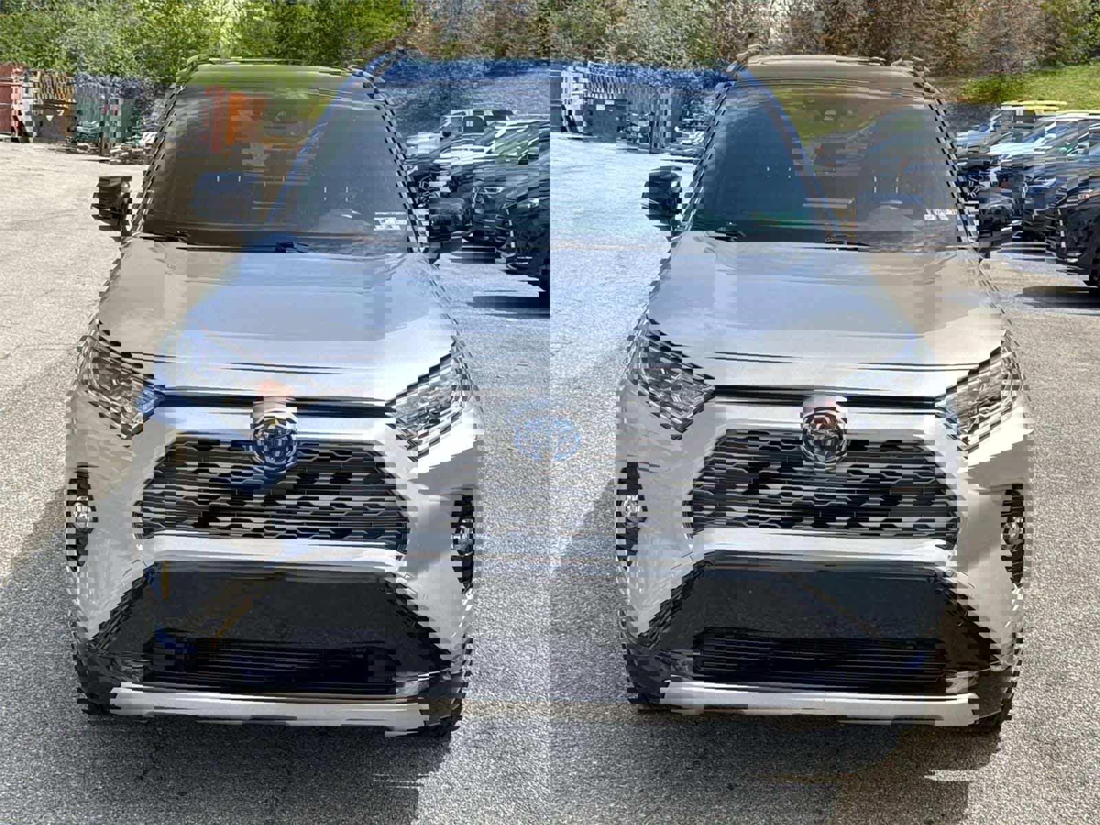 Used 2019 Toyota RAV4 XSE image 8