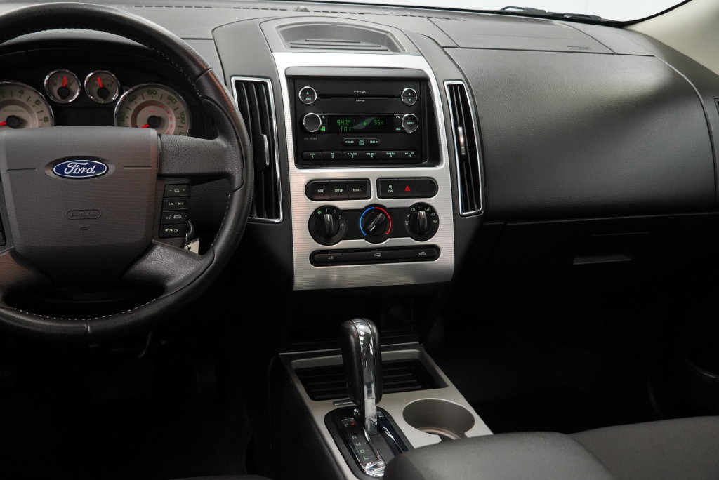 Used 2010 Ford Edge SEL FWD image 22